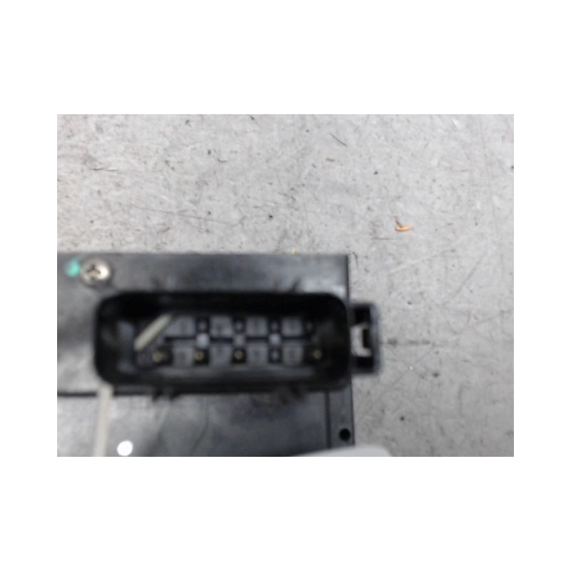 SYSTEME CONDAMNATION AVANT DROIT FORD FIESTA 02 -05
