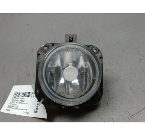 PHARE ANTIBROUILLARD AVD