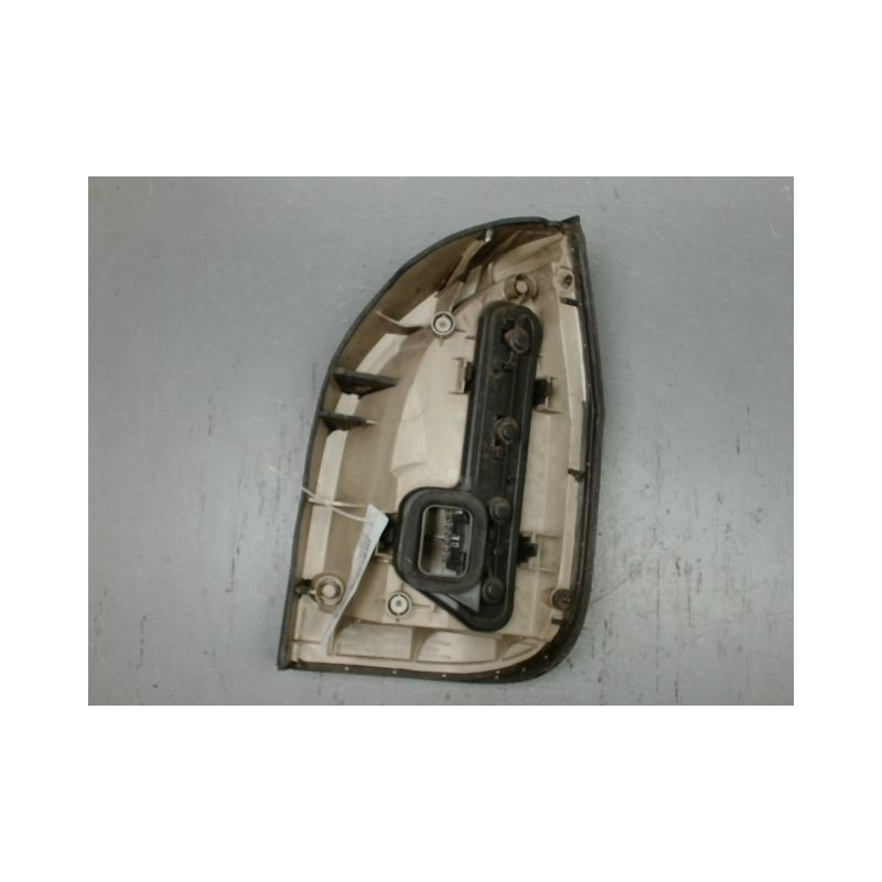 FEU ARRIERE GAUCHE  OPEL ZAFIRA