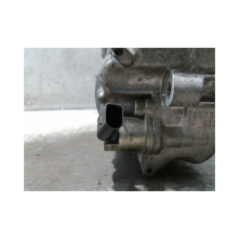 COMPRESSEUR AIR CONDITIONNE VOLKSWAGEN GOLF V PLUS 2005-