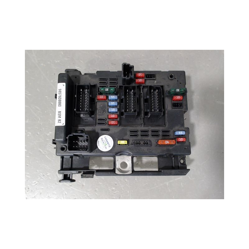 BOITE A FUSIBLES PEUGEOT 206 + 2009-2013