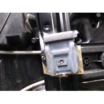 MECANISME+MOTEUR LEVE-GLACE AVANT DROIT MERCEDES CLASSE C 2007-