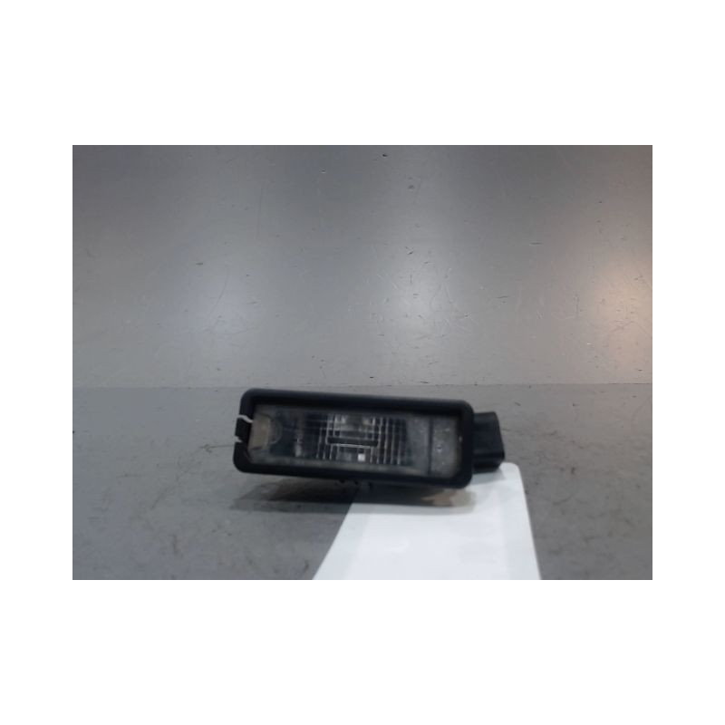 ECLAIREUR PLAQUE DE POLICE GAUCHE VOLKSWAGEN GOLF