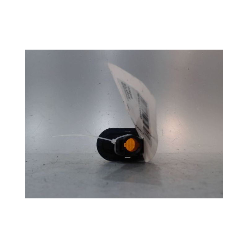 REPETITEUR AILE DROIT RENAULT KANGOO