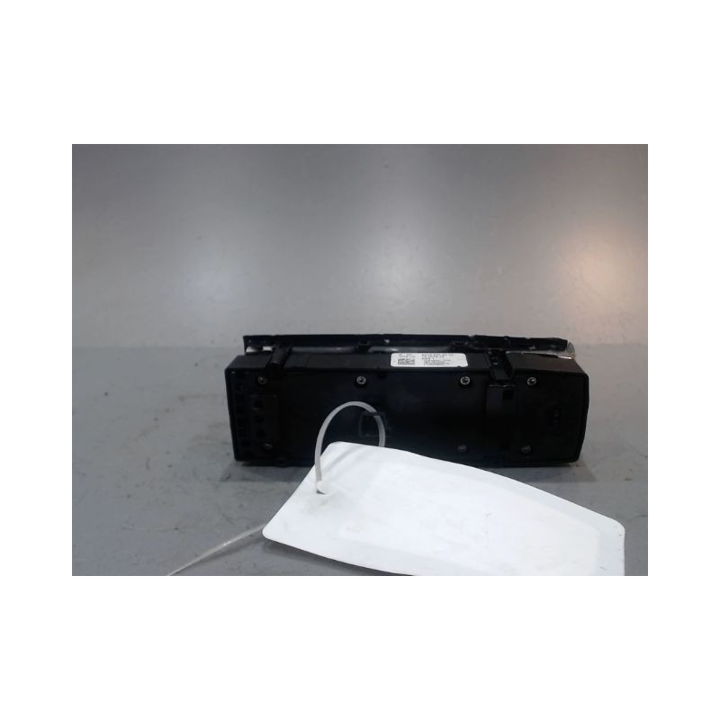COMMANDE LEVE-GLACE PORTE AVG MERCEDES CLASSE E