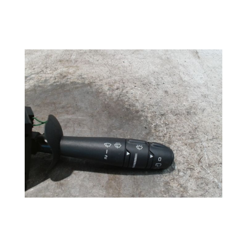 COMMANDE ESSUIE GLACE RENAULT TWINGO 2 2010-