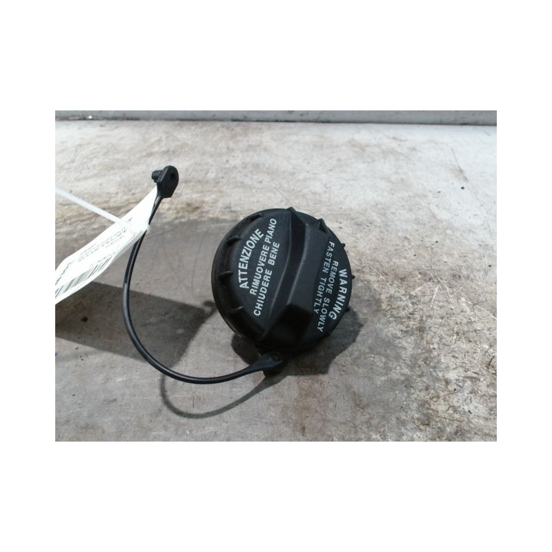 BOUCHON RESERVOIR A CARBURANT HYUNDAI I10