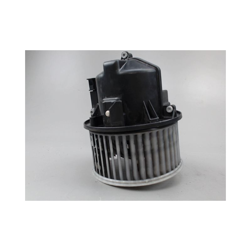 MOTEUR VENTILATEUR CHAUFFAGE VOLVO XC60