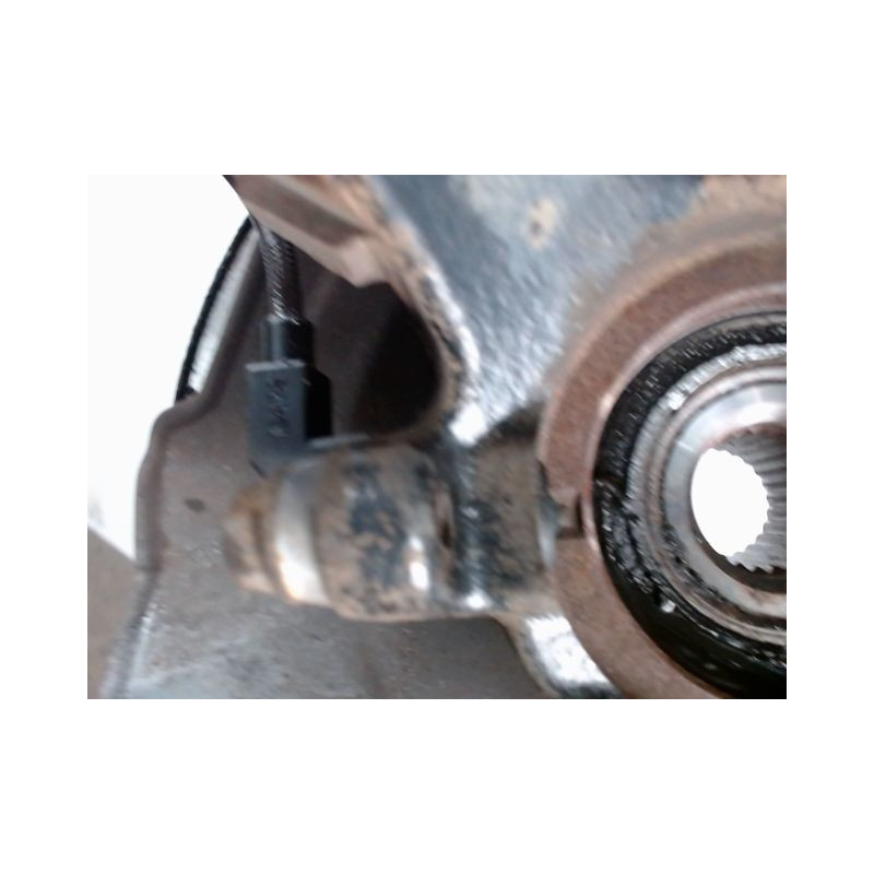 PIVOT AVANT GAUCHE SUZUKI SWIFT