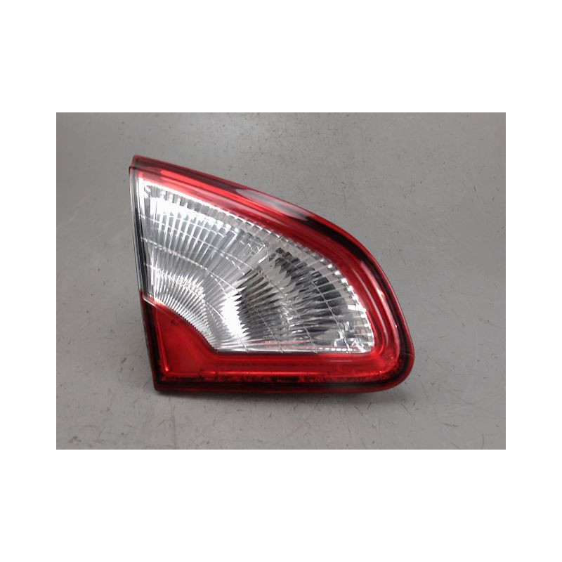 FEU ARRIERE INTERIEUR GAUCHE NISSAN QASHQAI