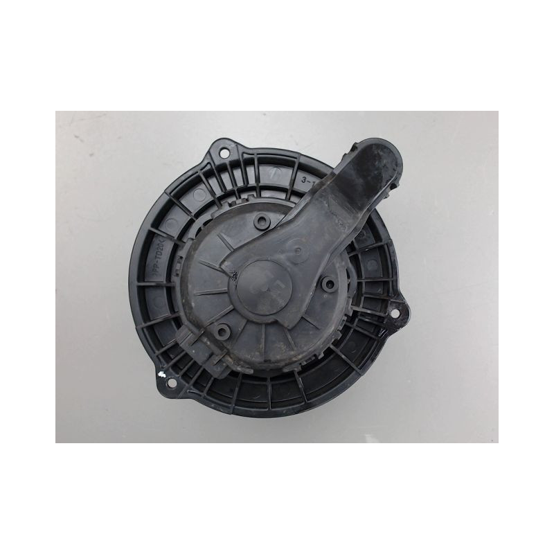 MOTEUR VENTILATEUR CHAUFFAGE HYUNDAI IX35