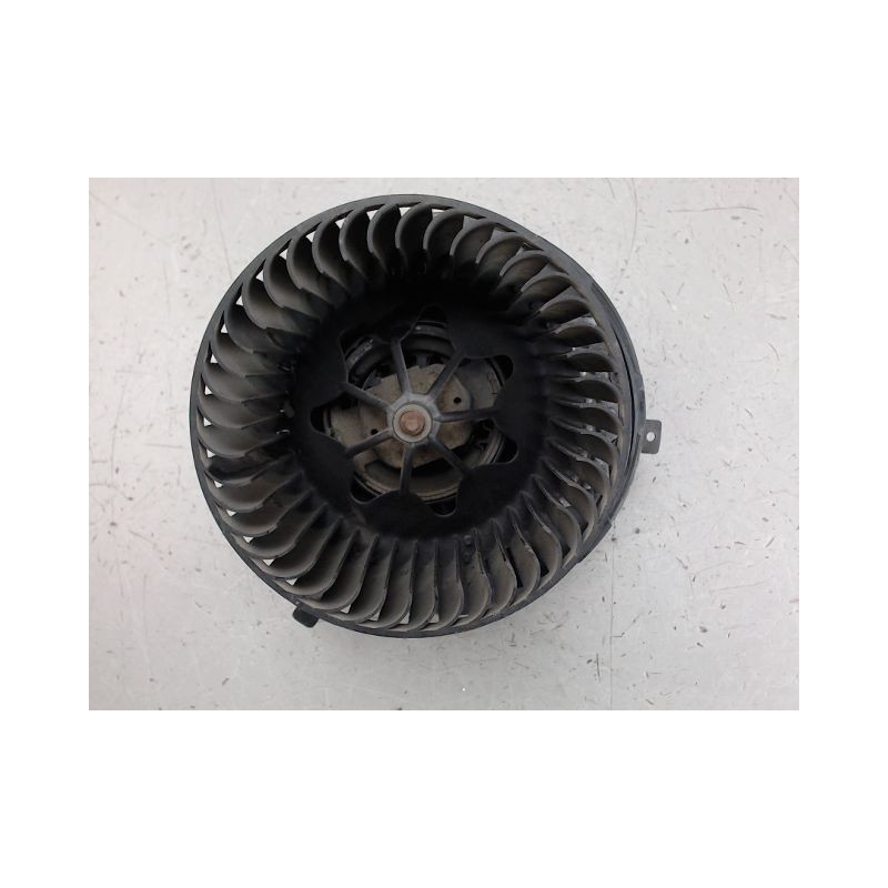 MOTEUR VENTILATEUR CHAUFFAGE SKODA OCTAVIA
