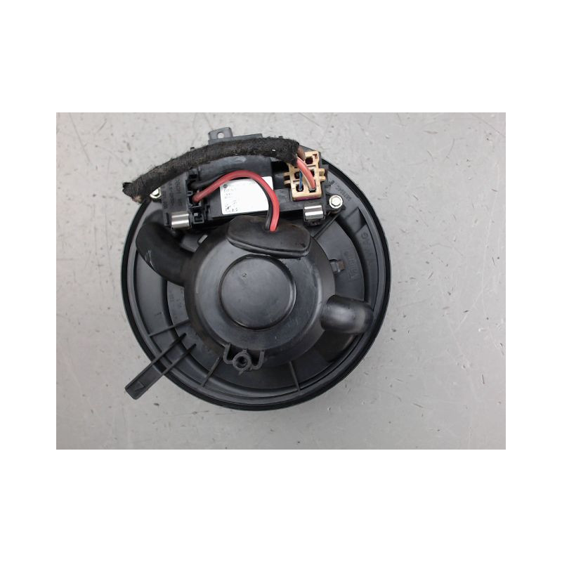 MOTEUR VENTILATEUR CHAUFFAGE SKODA OCTAVIA