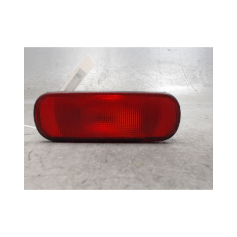 FEU BROUILLARD CENTRAL ARRIERE SUZUKI SWIFT