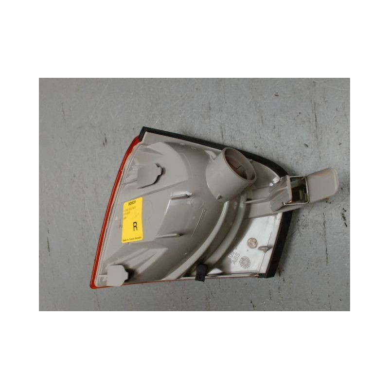 CLIGNOTANT DROIT MERCEDES C180