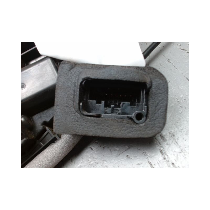 SYSTEME CONDAMNATION AVANT GAUCHE VOLKSWAGEN GOLF VII