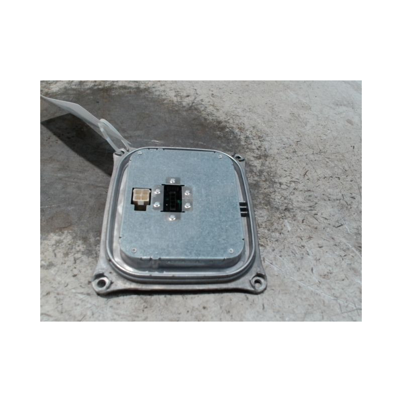 BOITIER XENON PHARE DROIT B.M.W. X3