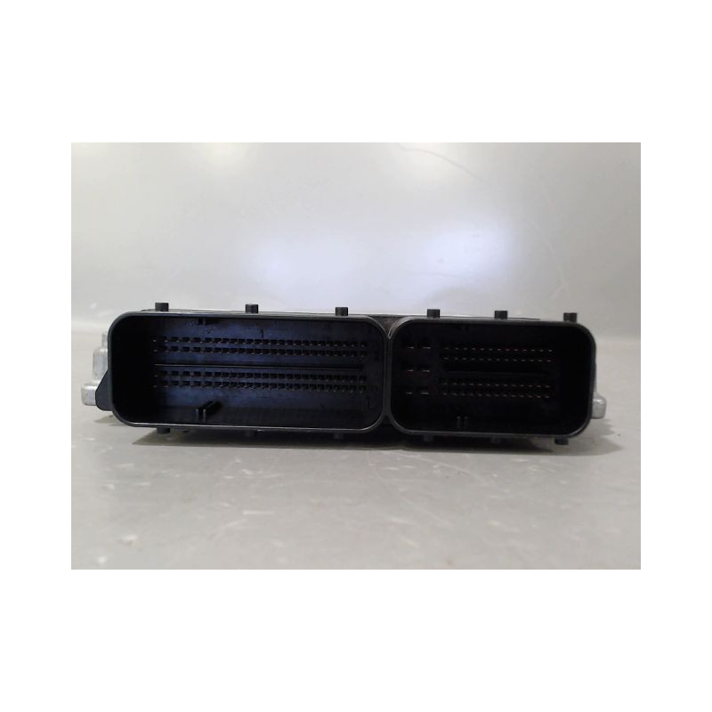 CALCULATEUR MOTEUR MERCEDES VITO