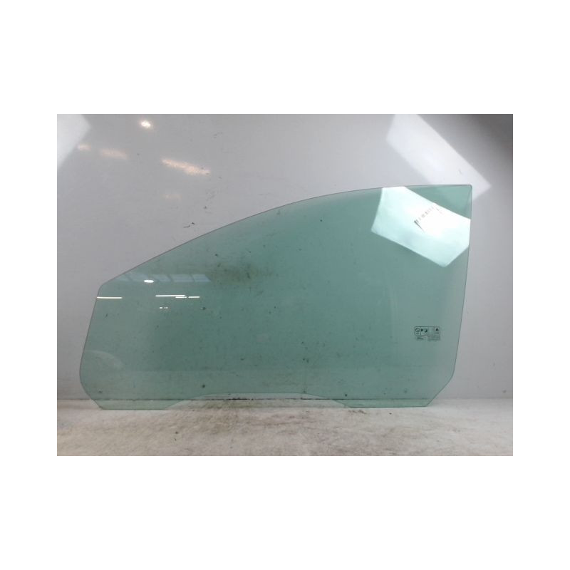 GLACE PORTE AVG FORD FOCUS 2008-
