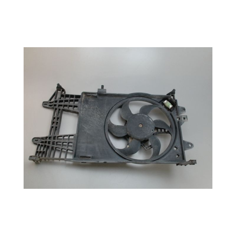 MOTEUR VENTILATEUR RADIATEUR FIAT PUNTO