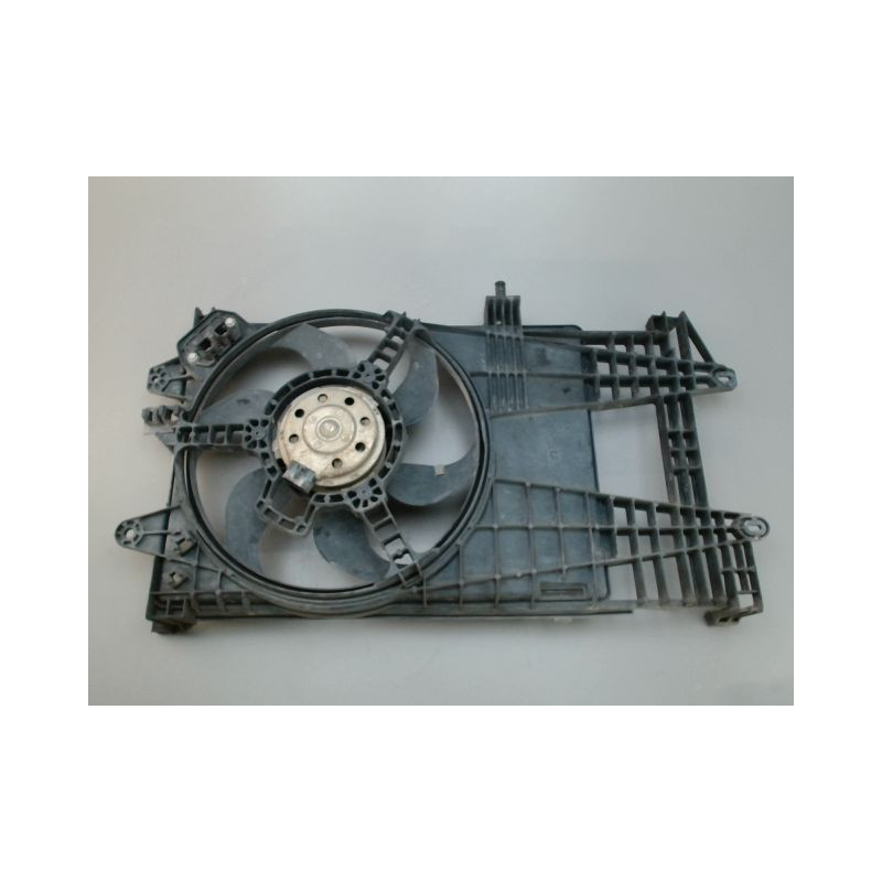 MOTEUR VENTILATEUR RADIATEUR FIAT PUNTO