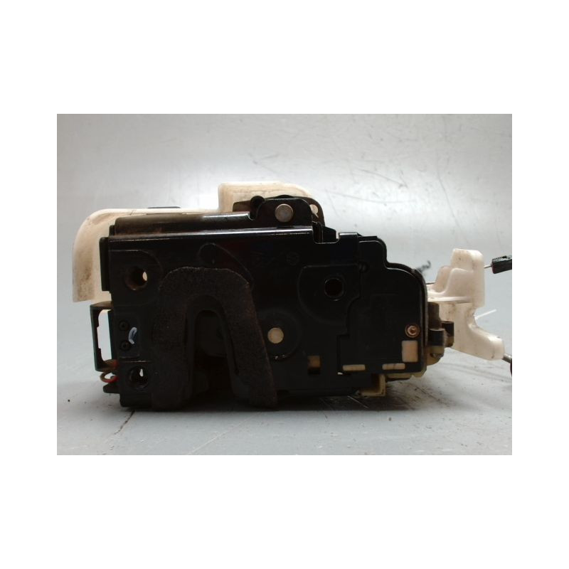 SYSTEME CONDAMNATION AVANT GAUCHE VOLKSWAGEN POLO 2005-