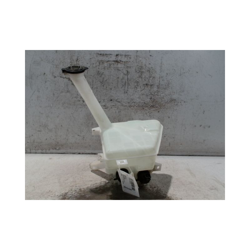 RESERVOIR LAVE-GLACE AVANT TOYOTA VERSO-S