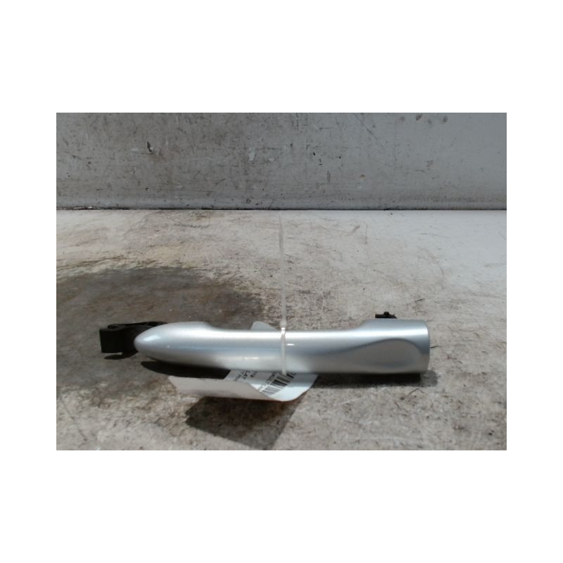 POIGNEE EXTERIEURE PORTE ARRIERE DROIT RENAULT CAPTUR