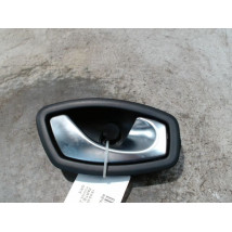 POIGNEE INTERIEURE PORTE AVANT DROIT RENAULT CAPTUR