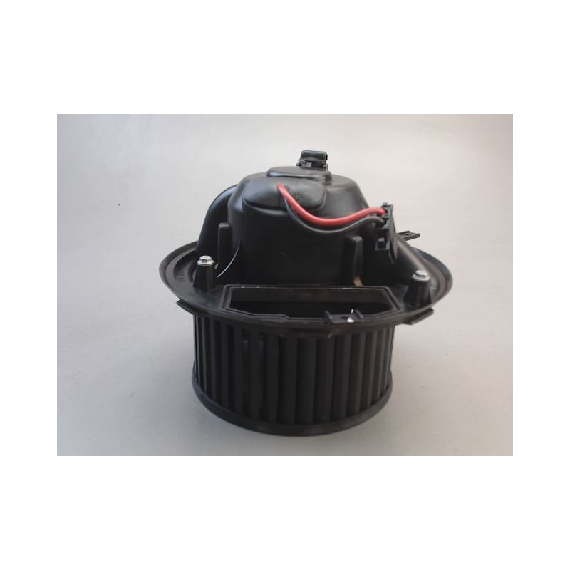 MOTEUR VENTILATEUR CHAUFFAGE VOLKSWAGEN SCIROCCO