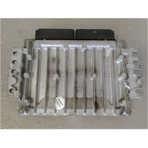 CALCULATEUR MOTEUR RENAULT CLIO