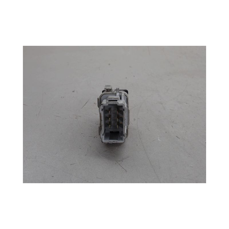 COMMANDE LEVE-GLACE PORTE AVD RENAULT CLIO