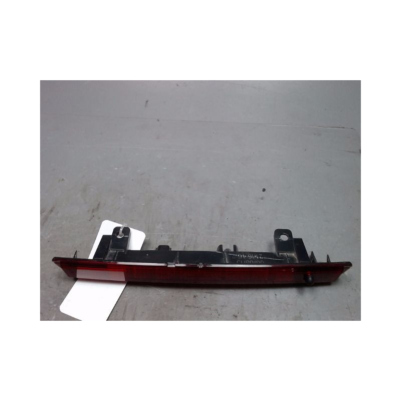 FEUX STOP SUPPLEMENTAIRE RENAULT CLIO