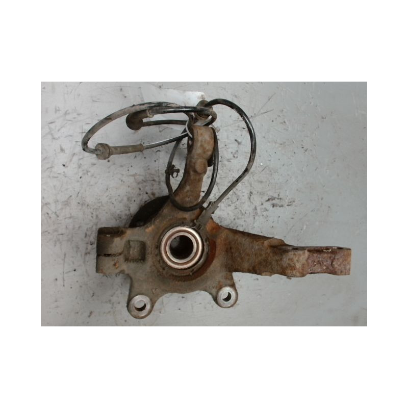 PIVOT AVANT GAUCHE NISSAN NOTE