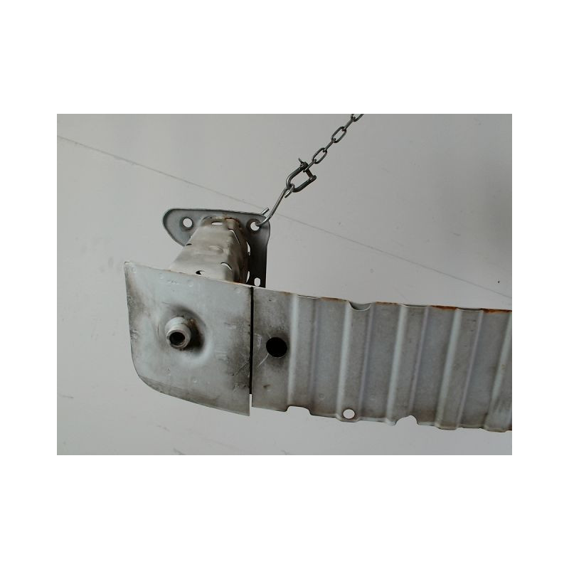 RENFORT PARE-CHOC AVANT FORD FOCUS SW 2005-2007
