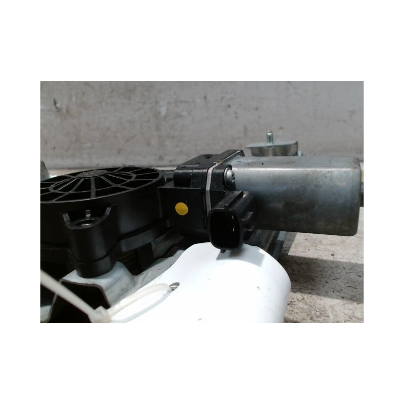 MECANISME+MOTEUR LEVE-GLACE ARRIERE DROIT RENAULT CAPTUR
