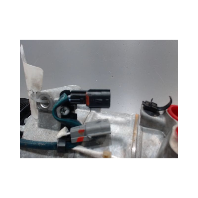 COMPRESSEUR AIR CONDITIONNE RENAULT CLIO