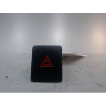 BOUTON DE WARNING NISSAN QASHQAI