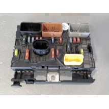 BOITE A FUSIBLES PEUGEOT 307
