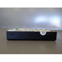BOITE A FUSIBLES RENAULT MEGANE