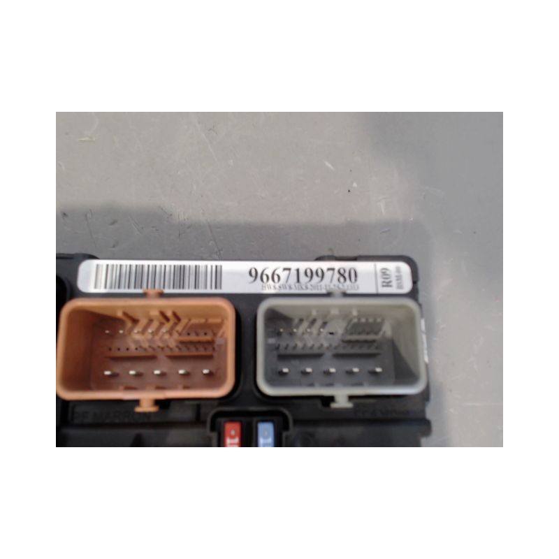 BOITE A FUSIBLES CITROEN C3