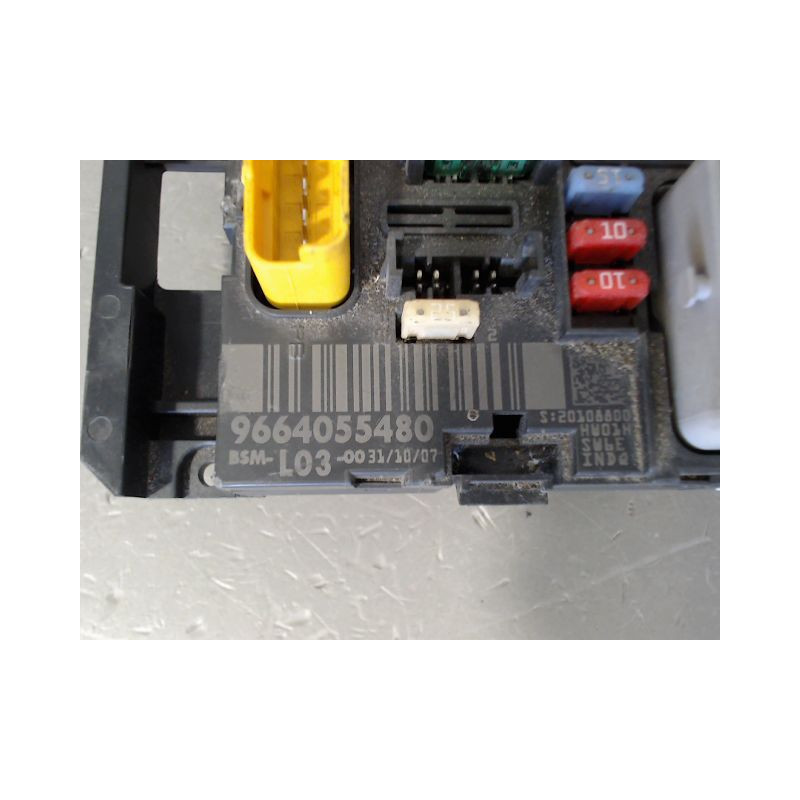 BOITE A FUSIBLES CITROEN C3