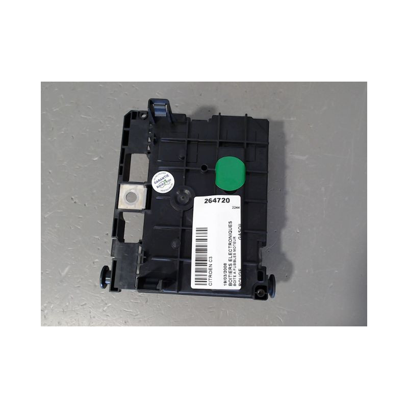 BOITE A FUSIBLES CITROEN C3