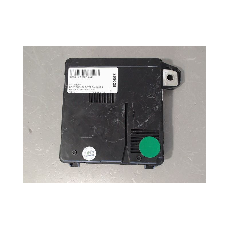 BOITE A FUSIBLES RENAULT MEGANE
