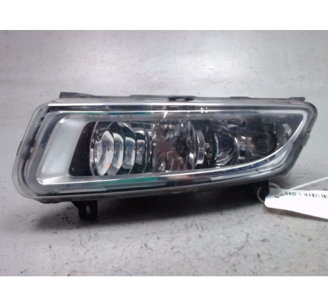 PHARE ANTIBROUILLARD AVD