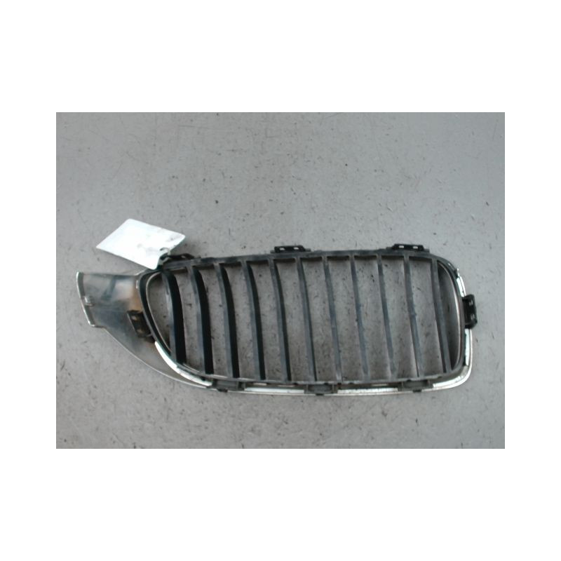 GRILLE CALANDRE GAUCHE B.M.W. SERIE 4