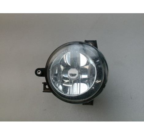 PHARE ANTIBROUILLARD AVD