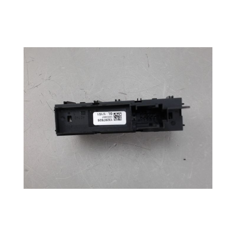 BOUTON DE WARNING OPEL MERIVA