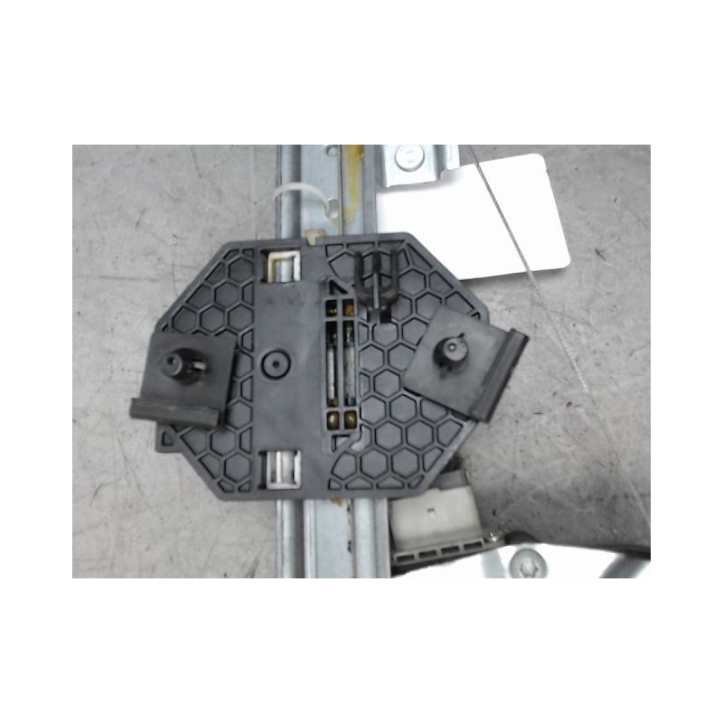MECANISME+MOTEUR LEVE-GLACE AVANT GAUCHE DACIA SANDERO