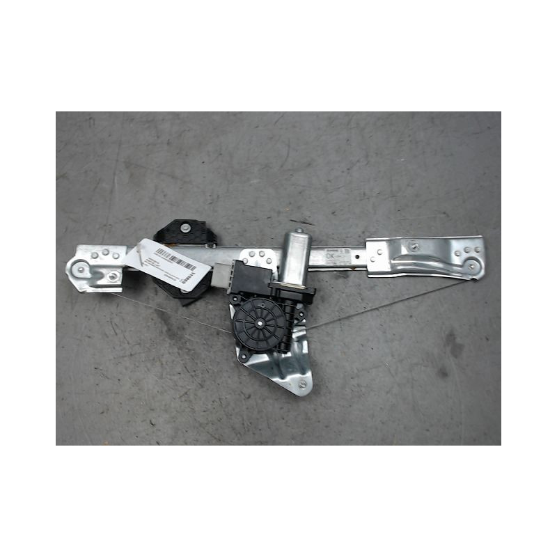 MECANISME+MOTEUR LEVE-GLACE AVANT GAUCHE DACIA SANDERO